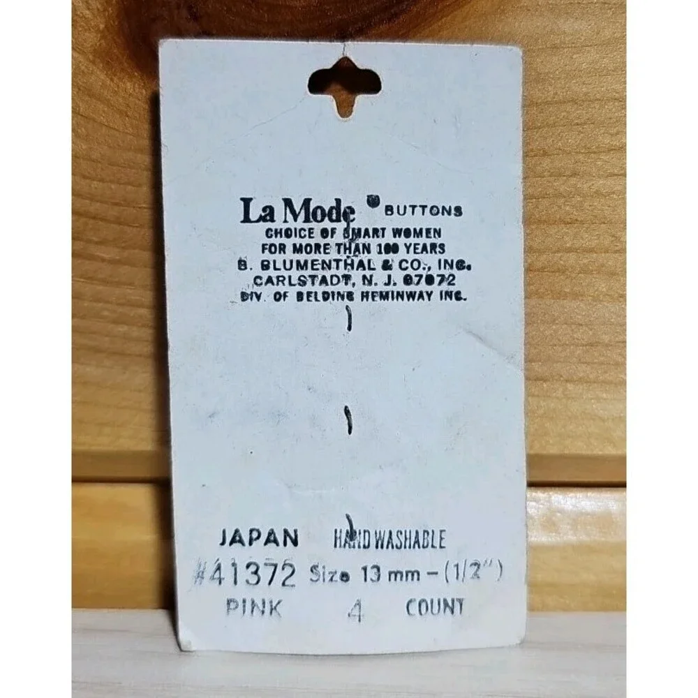 Vintage La MODE Set Of 4 Size 13mm 1/2” FLORAL Pink 2-HOLE BUTTONS Japan 41372